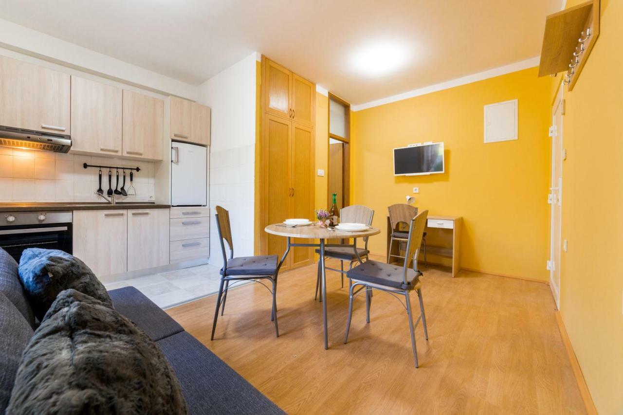 Apartments Raspolic Kastav Eksteriør bilde